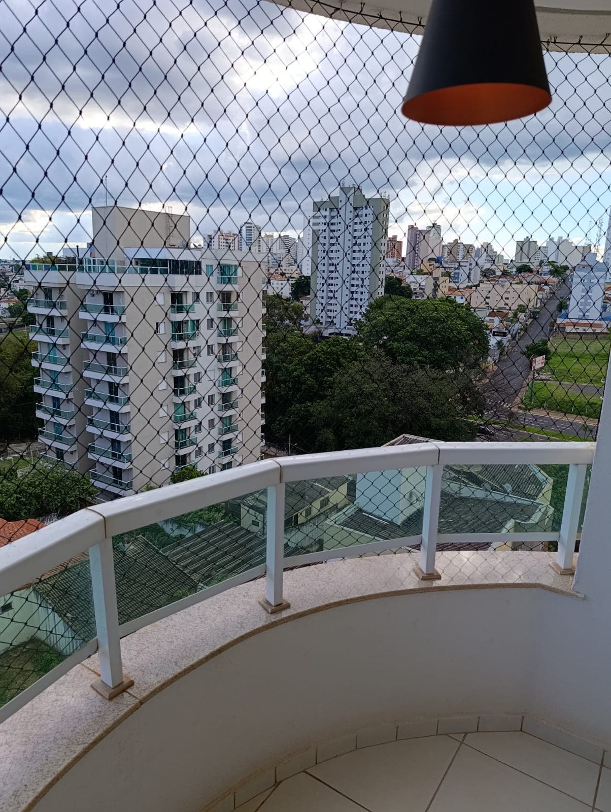 Apartamento em Saraiva - Uberlândia
