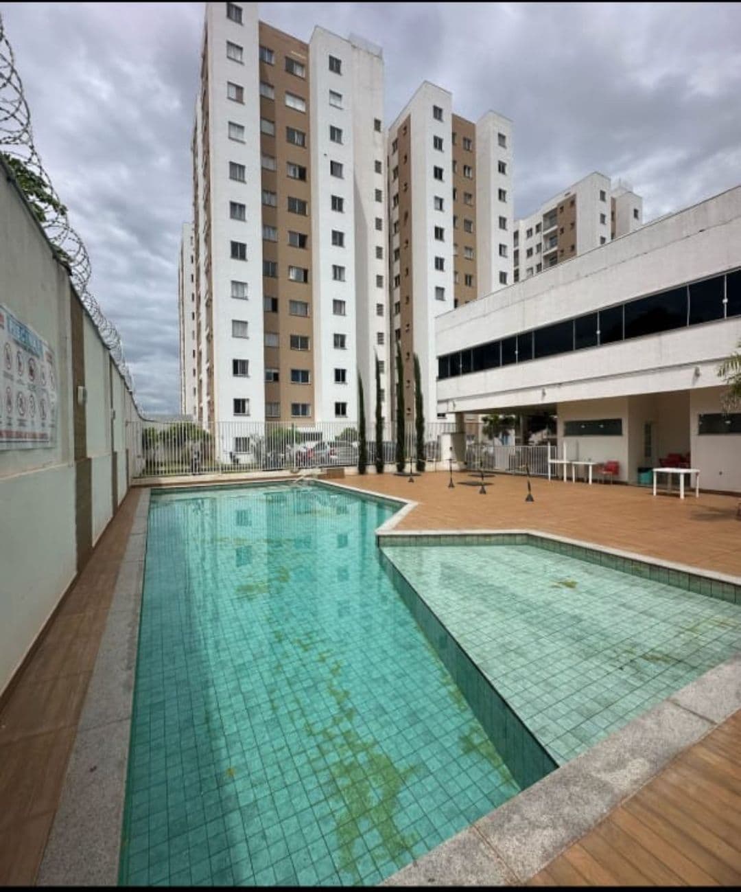 Apartamento em Luizote de Freitas - Uberlândia